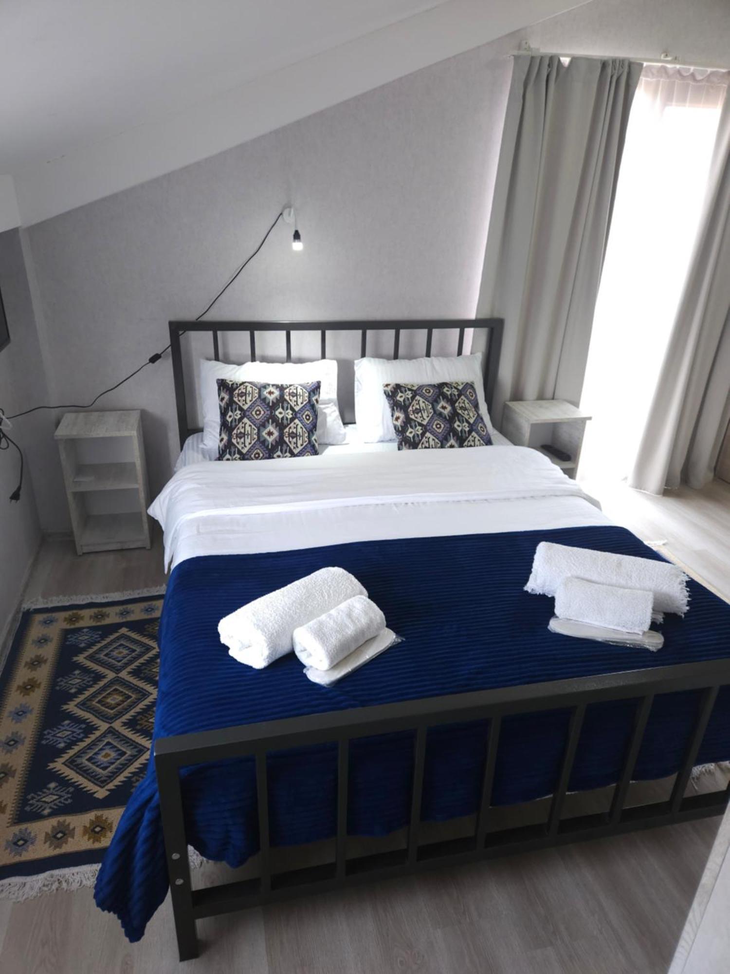 Hotel Tradicia Tbilisi Ngoại thất bức ảnh