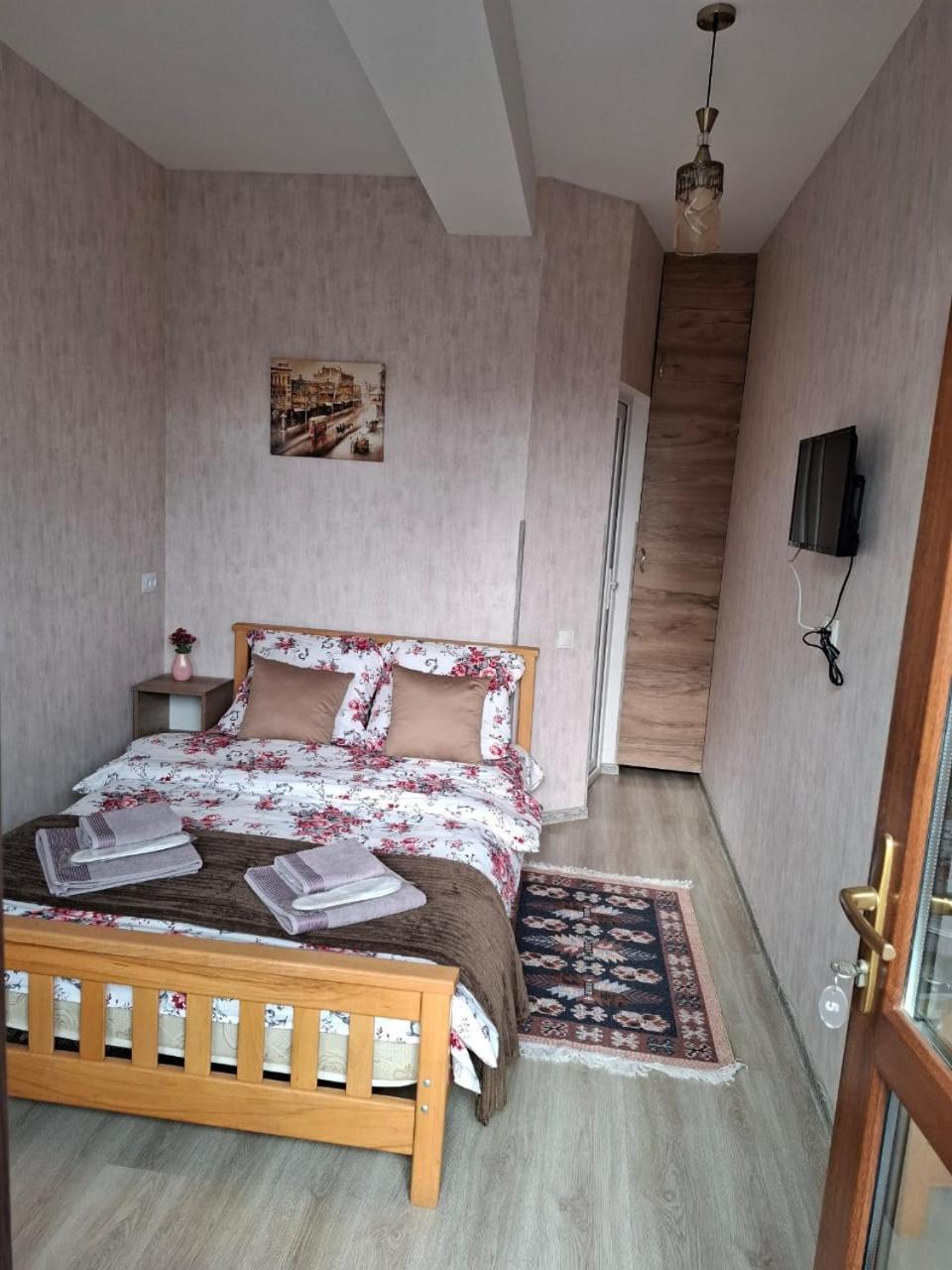 Hotel Tradicia Tbilisi Ngoại thất bức ảnh